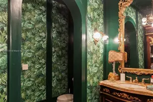 5801 Pine Tree Dr, Miami Beach, FL 33140 - Photo 34