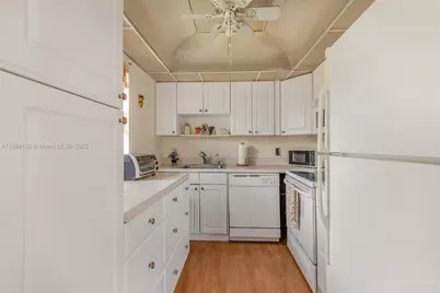712 Monaco O #712, Delray Beach, FL 33446 - Photo 10