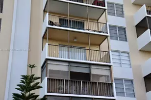 4164 Inverrary Dr, Lauderhill, FL 33319 - Photo 8