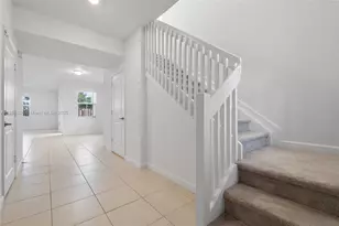2405 NW 131st Cir, Miami, FL 33167 - Photo 8