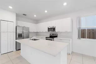 2405 NW 131st Cir, Miami, FL 33167 - Photo 18
