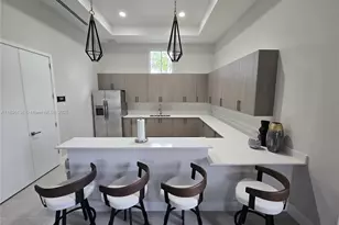 2405 NW 131st Cir, Miami, FL 33167 - Photo 38