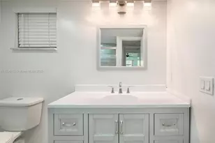 8901 N New River Canal Rd, Plantation, FL 33324 - Photo 12