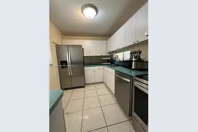 8025 SW 107th Ave #112, Miami, FL 33173 - Photo 4
