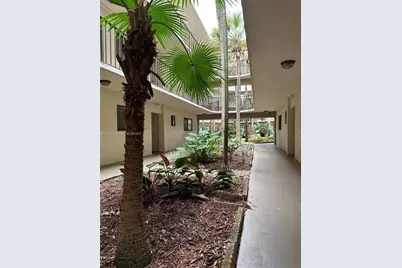 8025 SW 107th Ave #112, Miami, FL 33173 - Photo 12