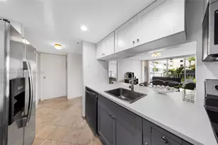 7601 E Treasure Dr, North Bay Village, FL 33141 - Photo 16