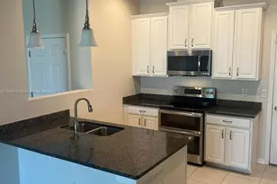 10734 Avery Park Dr, Riverview, FL 33578 - Photo 6