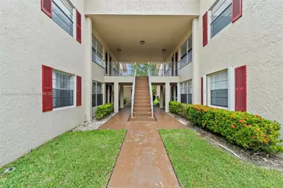 3586 N University Dr #U-6, Coral Springs, FL 33065 - Photo 2