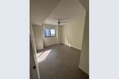 16395 Biscayne Blvd #1507, North Miami Beach, FL 33160 - Photo 1