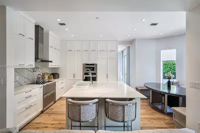 3703 NE 199th St, Aventura, FL 33180 - Photo 10