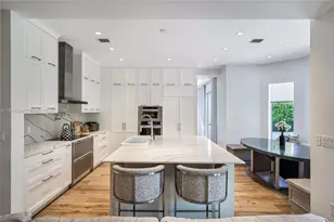 3703 NE 199th St, Aventura, FL 33180 - Photo 10