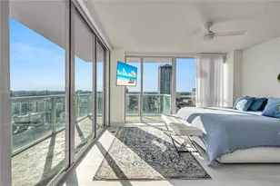 665 NE 25th St, Miami, FL 33137 - Photo 8