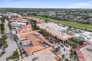 9252 SW 136th St Cir, Miami, FL 33176 - Photo 32