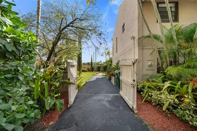 9252 SW 136th St Cir, Miami, FL 33176 - Photo 28