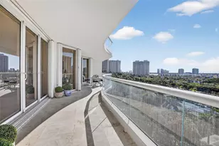 7000 Island Blvd, Aventura, FL 33160 - Photo 8