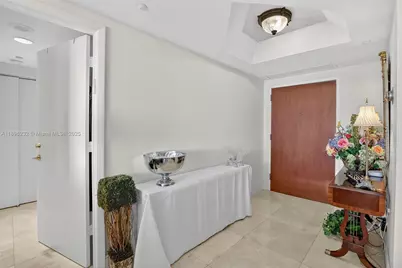 7000 Island Blvd #903, Aventura, FL 33160 - Photo 28