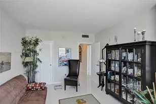 500 Bayview Dr, Sunny Isles Beach, FL 33160 - Photo 28