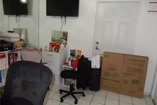 11400 NW 87th Ct, Hialeah Gardens, FL 33018 - Photo 8