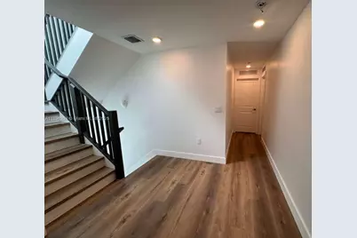 8200 NW 43rd St, Doral, FL 33166 - Photo 22