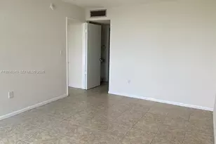 1200 NE Miami Gardens Dr, Miami, FL 33179 - Photo 14