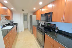6917 Collins Ave, Miami Beach, FL 33141 - Photo 4