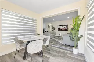 631 NE 57th St, Oakland Park, FL 33334 - Photo 8