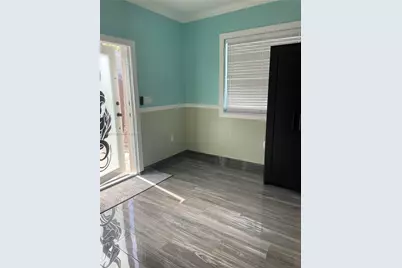 240 NE 27th St #1, Pompano Beach, FL 33064 - Photo 10