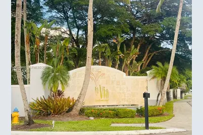 9645 NW 1st Ct #1-305, Pembroke Pines, FL 33024 - Photo 1