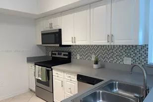 9645 NW 1st Ct, Pembroke Pines, FL 33024 - Photo 12