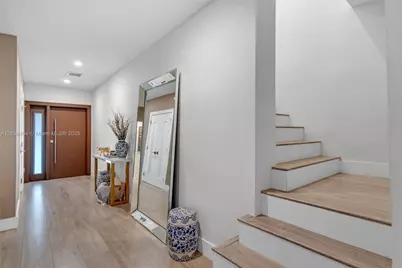 6235 Alton Rd, Miami Beach, FL 33140 - Photo 20