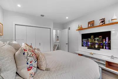 6235 Alton Rd, Miami Beach, FL 33140 - Photo 22