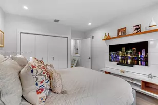 6235 Alton Rd, Miami Beach, FL 33140 - Photo 22