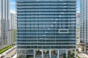 700 NE 24th St, Miami, FL 33137 - Photo 1