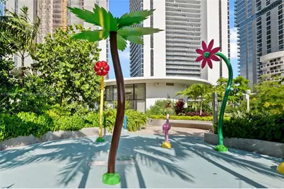 700 NE 24th St #702, Miami, FL 33137 - Photo 42