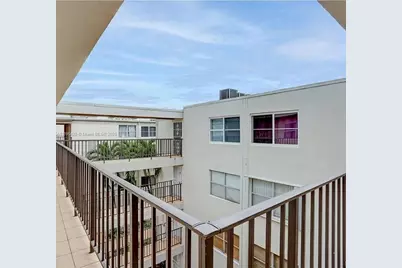 5501 NW 7th St #E408, Miami, FL 33126 - Photo 8