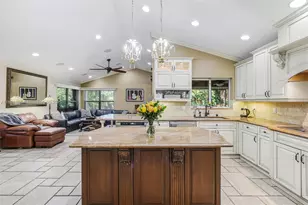 10101 SW 5th St, Plantation, FL 33324 - Photo 14