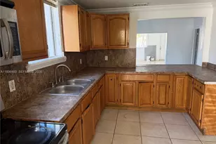 1738 SW 17th St, Miami, FL 33145 - Photo 28