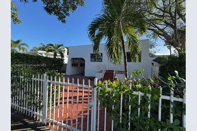 1738 SW 17th St, Miami, FL 33145 - Photo 2