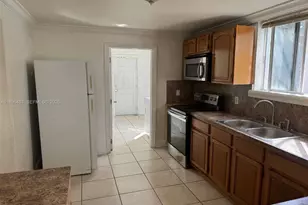 1738 SW 17th St, Miami, FL 33145 - Photo 12