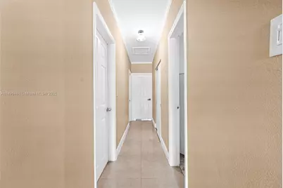 9740 Cutler Ridge Dr, Cutler Bay, FL 33157 - Photo 10