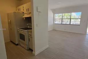 230 SW 11th Ave, Hallandale Beach, FL 33009 - Photo 6