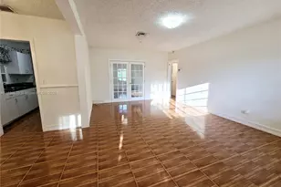 18441 NE 20th Pl, North Miami Beach, FL 33179 - Photo 10
