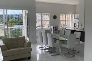 2751 S Ocean Dr, Hollywood, FL 33019 - Photo 56