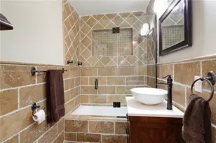 6461 SW 74th St, South Miami, FL 33143 - Photo 14