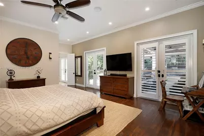 6461 SW 74th St, South Miami, FL 33143 - Photo 12