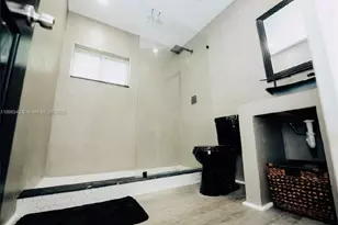 867 NW 4th Ave, Homestead, FL 33030 - Photo 10