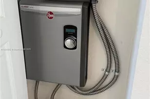 11381 SW 248th Ln, Homestead, FL 33032 - Photo 6