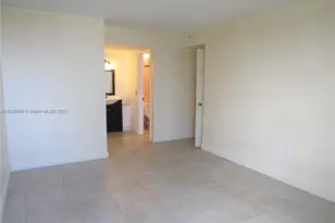 250 180th Dr, Sunny Isles Beach, FL 33160 - Photo 12