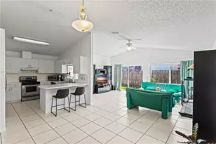 6090 NW 179th Terrace, Hialeah, FL 33015 - Photo 6