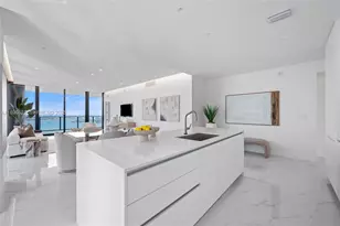 700 NE 24th St, Miami, FL 33137 - Photo 8